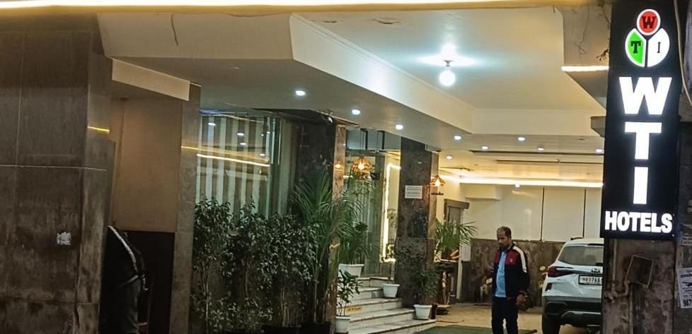 Hotel Wti Airport Grand Delhi Yeni Delhi Dış mekan fotoğraf